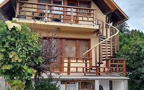 Harmonia Vendeghaz 100 Meterre Az Igali Gyogyfuerdotol