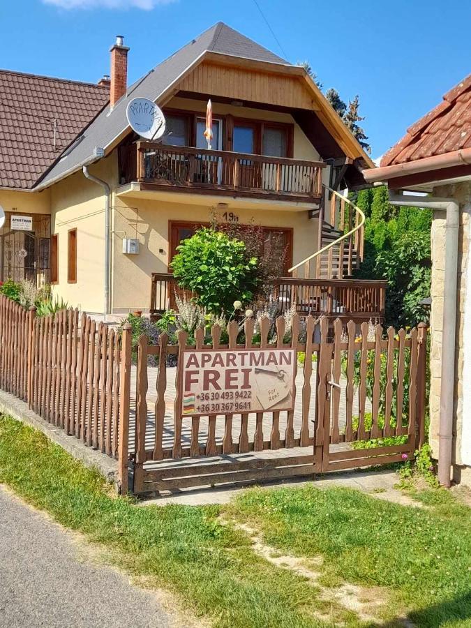 Harmonia Vendeghaz 100 Meterre Az Igali Gyogyfuerdotol Apartman Kültér fotó