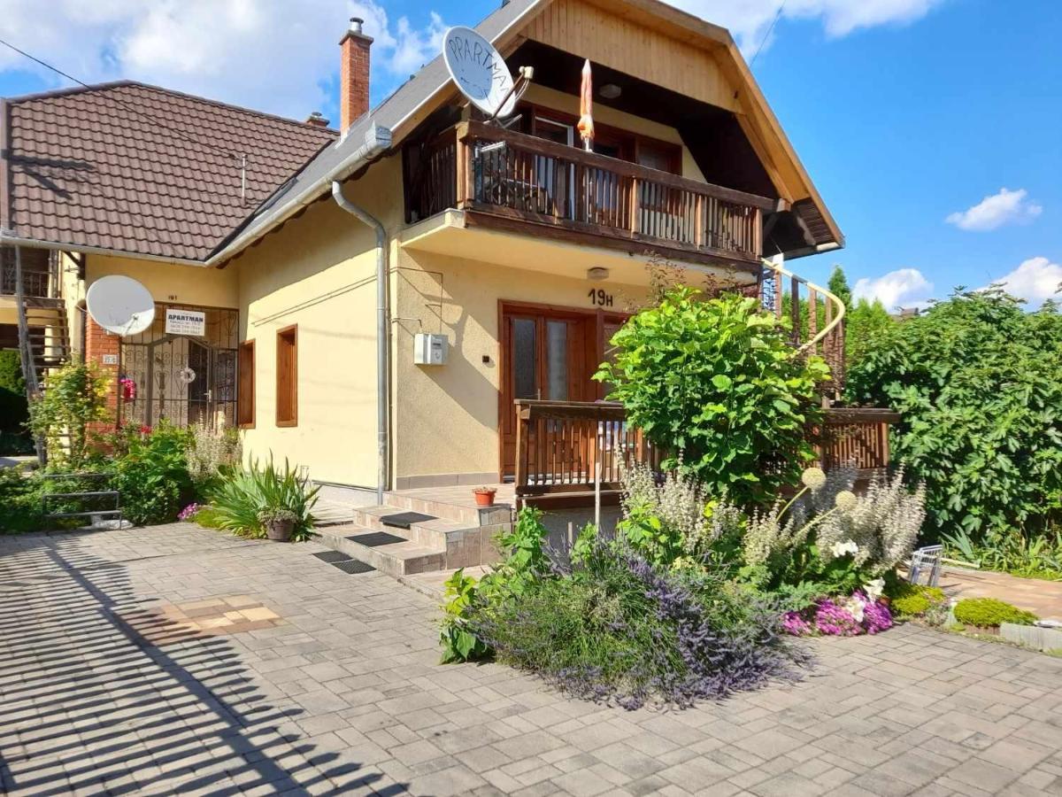 Harmonia Vendeghaz 100 Meterre Az Igali Gyogyfuerdotol Apartman Kültér fotó
