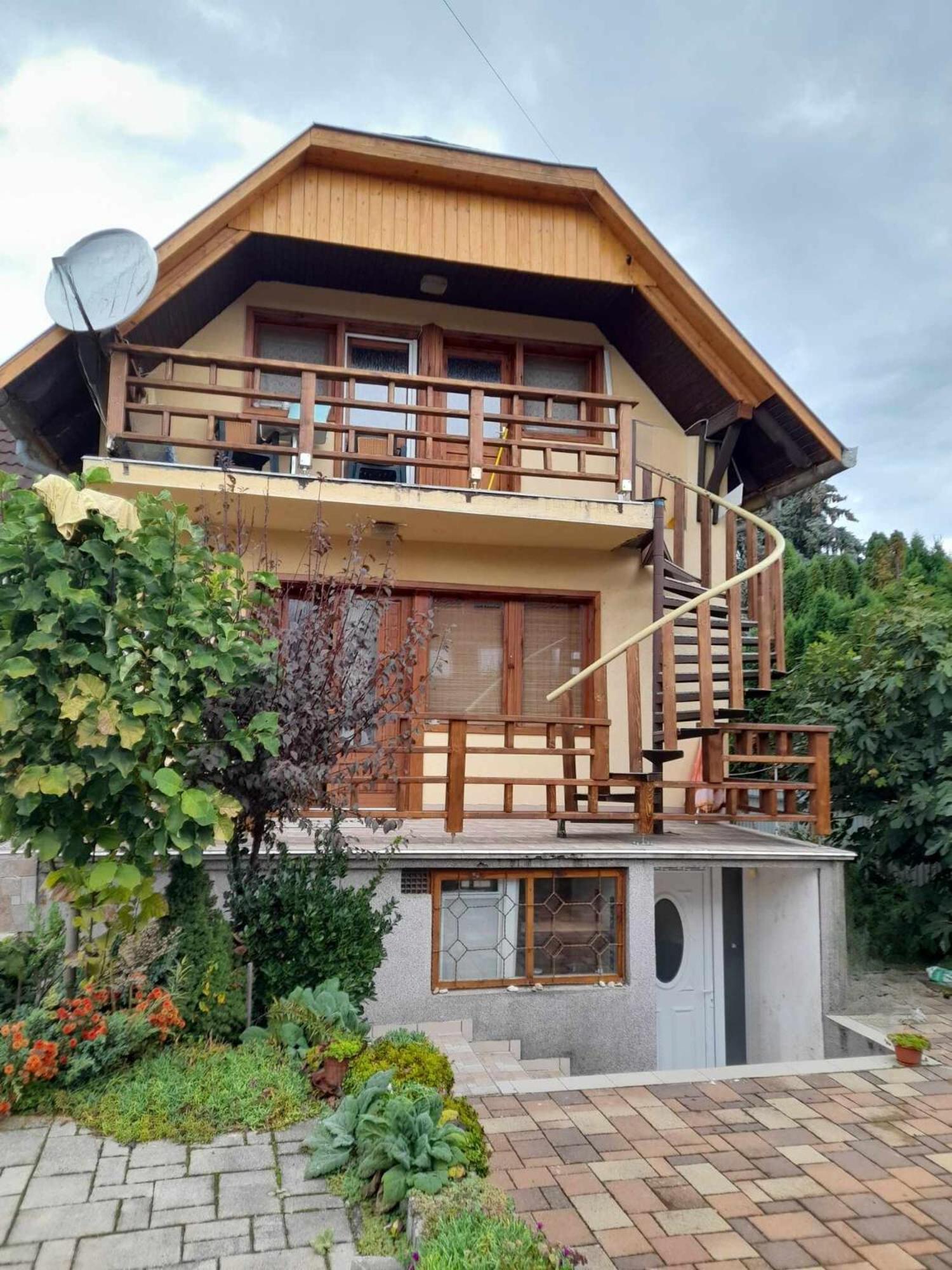 Harmonia Vendeghaz 100 Meterre Az Igali Gyogyfuerdotol Apartman Kültér fotó