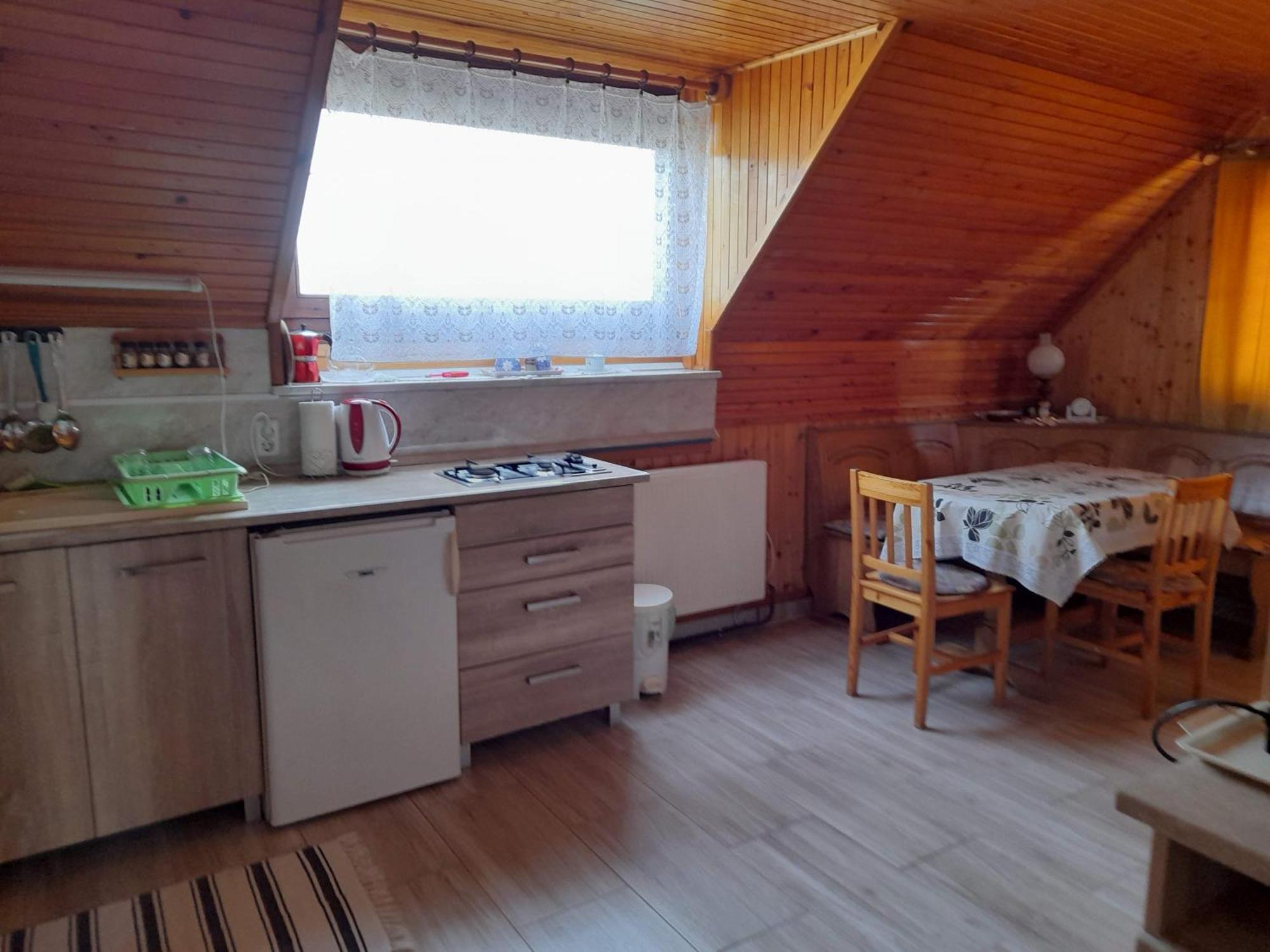 Harmonia Vendeghaz 100 Meterre Az Igali Gyogyfuerdotol Apartman Kültér fotó