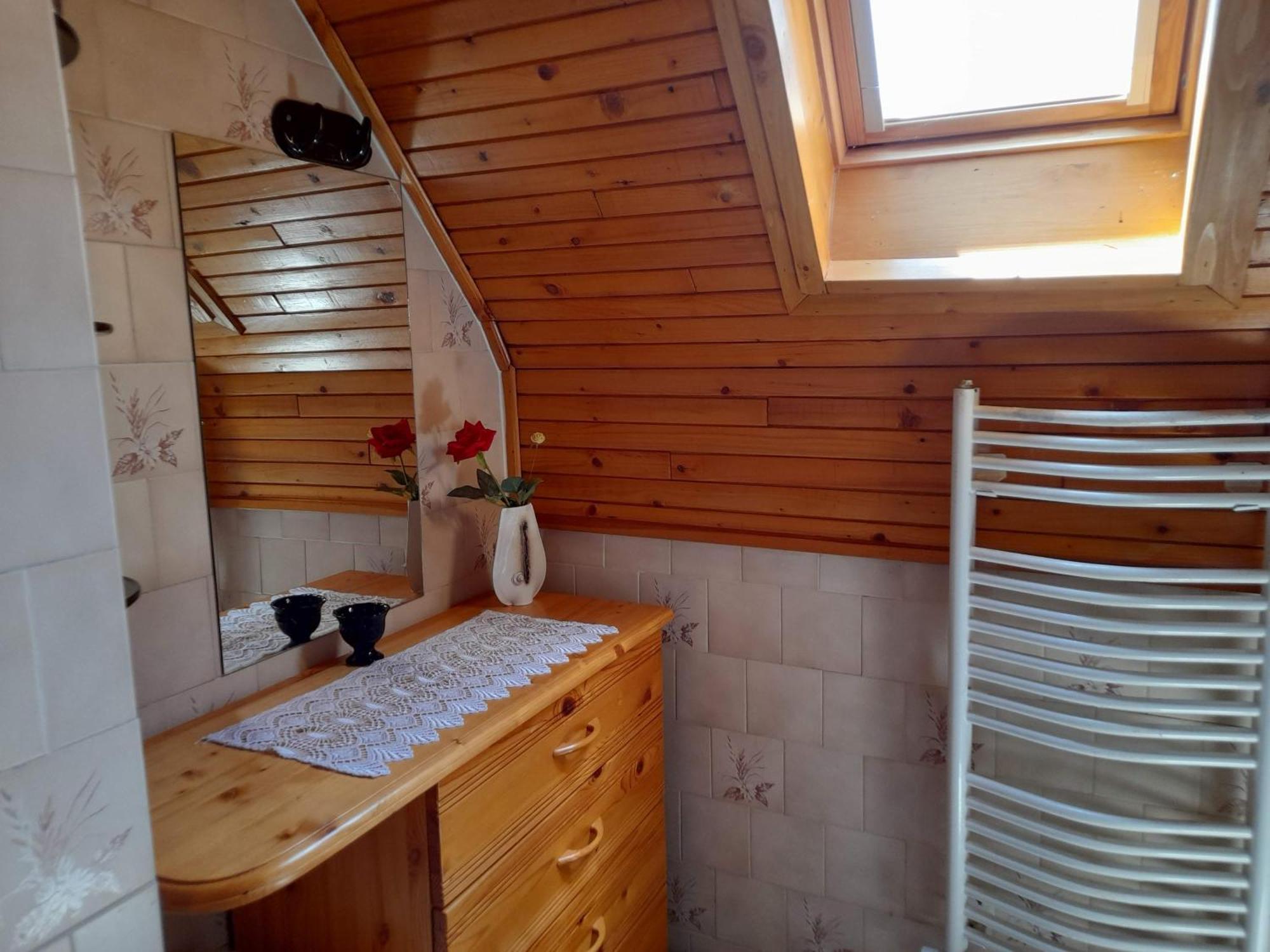 Harmonia Vendeghaz 100 Meterre Az Igali Gyogyfuerdotol Apartman Kültér fotó