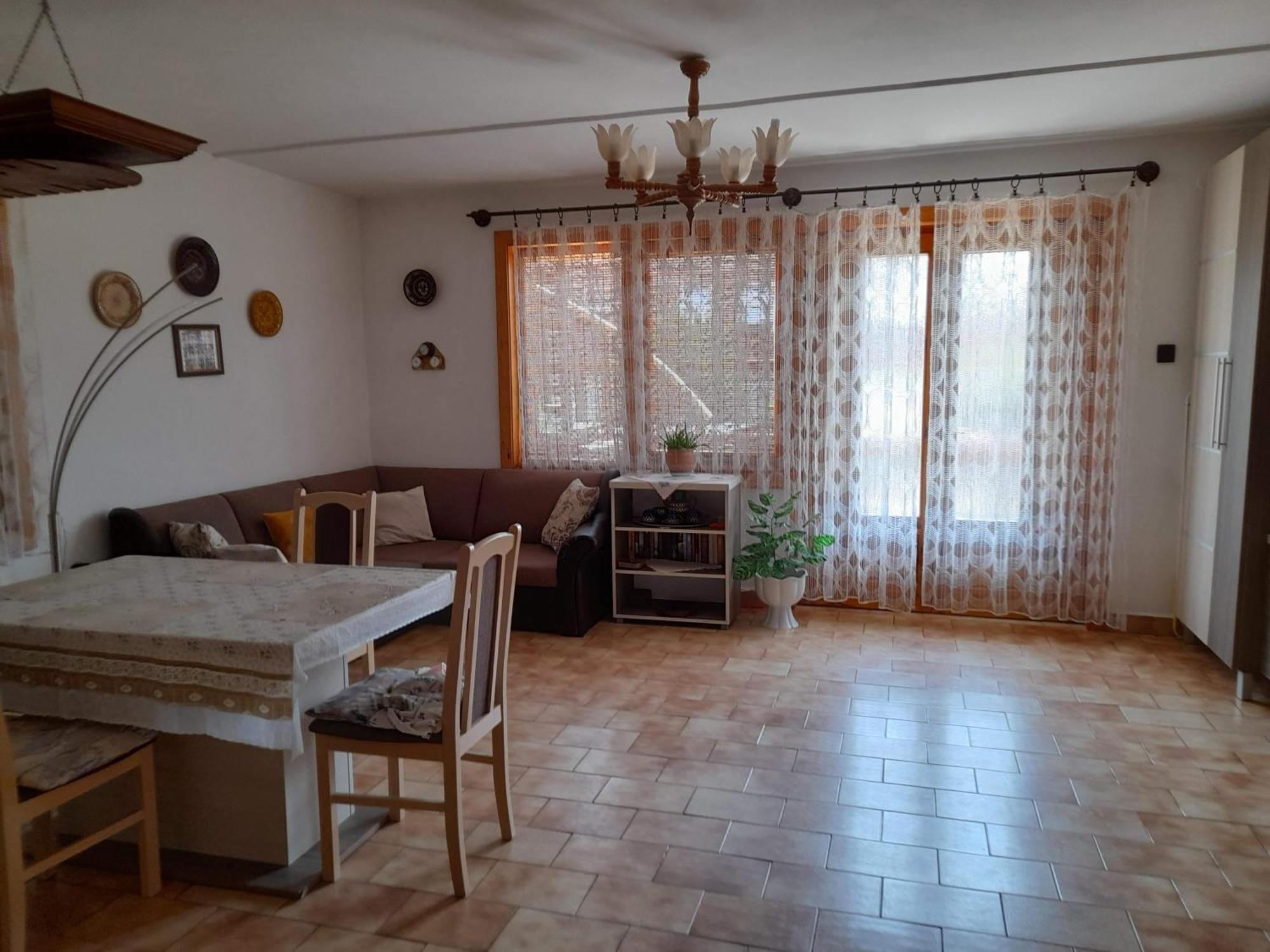 Harmonia Vendeghaz 100 Meterre Az Igali Gyogyfuerdotol Apartman Kültér fotó